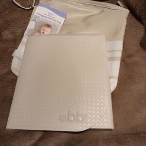 Ubbi Cream Kids Accessory Bag